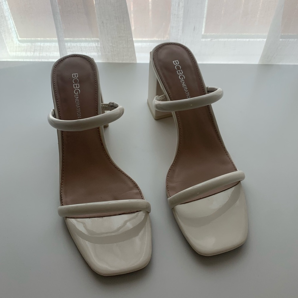 BCBG white block heel